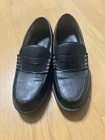 Cedar Crest 로퍼