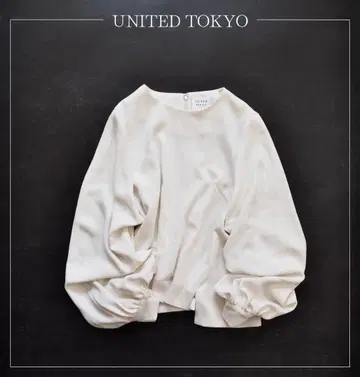 UNITED TOKYO 유나이티드 도쿄 볼륨 소매 블라우스 1