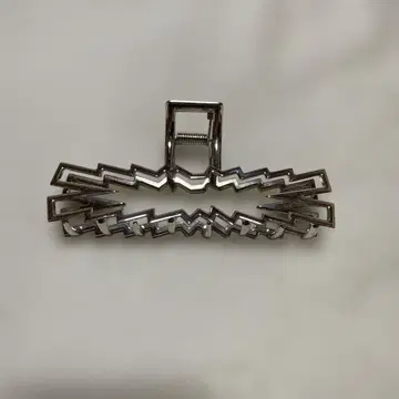 lesserafim 르세라핌 헤어 클립