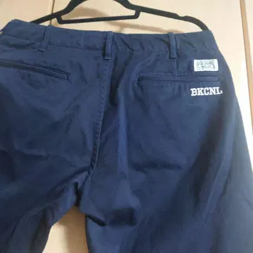 BKCNL 네이비 치노 팬츠