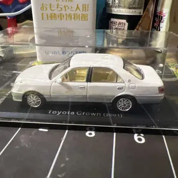 일본산 명차 1/43 도요타 크라운 170형 본체와 케이스