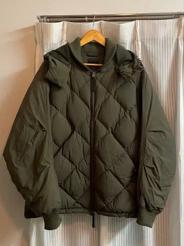 다이와피어39 테크 4웨이 퀼트 다운 재킷 카키