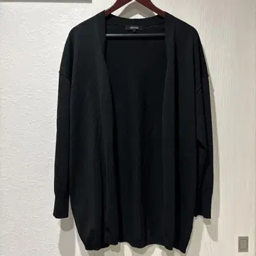 921 언타이틀 월드 버튼리스 가디건 블랙 4