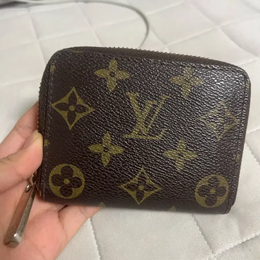 루이비통 지피코인퍼스(사용감 있어요)