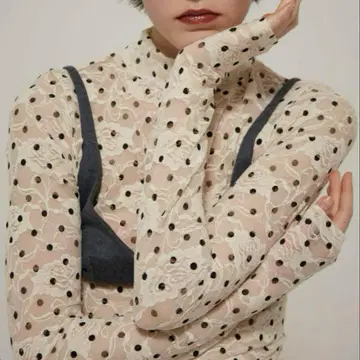POPPY DOT LACE SEE-THROUGH 상의