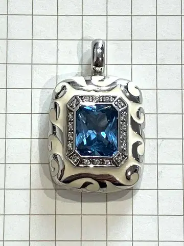 합성 스피넬 에나멜 펜던트 탑