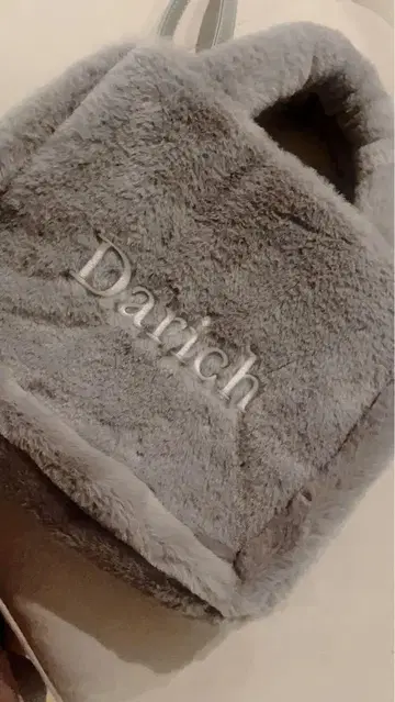 darich 퍼 토트백 그레이