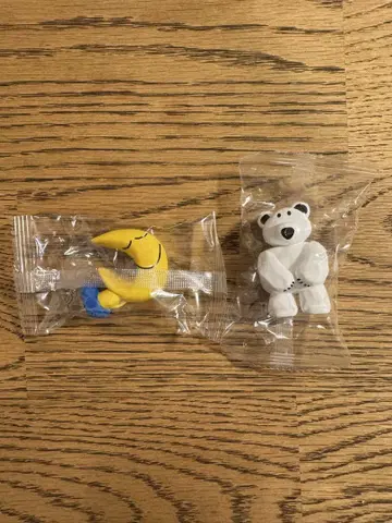 다이스케 콘도 가챠가챠 화이트 곰, 달 세트