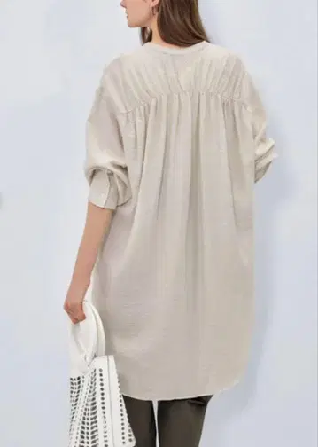 스타일 델리 [ LUXE ] 주름 원단 튜닉 기장 셔츠 내추럴