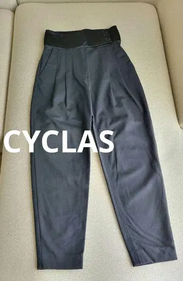 CYCLAS 스트레치 테이퍼드 깔끔한 팬츠