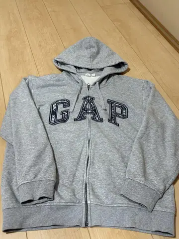 GAP 후드티 그레이 후드 부착