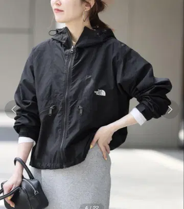 [ THE NORTH FACE ] 쇼트 컴팩트 재킷