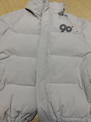 9090 그레이 다운 자켓