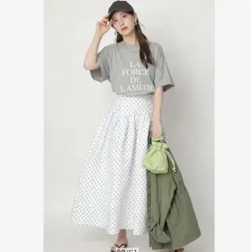 아르페쥬 스토리 도트 자수 자카드 스커트