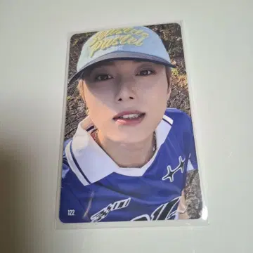 INI XQUARE MASTERPIECE 7000엔 회장 오자키 타쿠미
