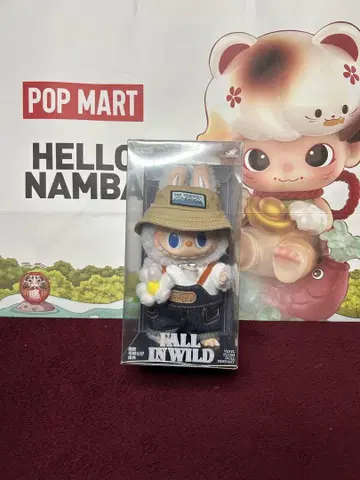 POP MART FALL IN WILD 토끼 피규어