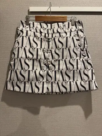 세인트 앤드류스 [ St ANDREWS ] 로고 프린트 스커트 사이즈 S