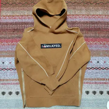 MILKFED. 후드티