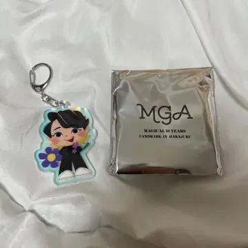 MGA 아크릴 키링 가챠