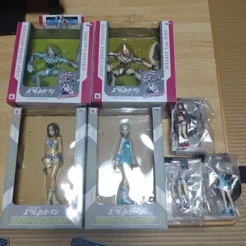 에우레카 세븐 피규어 세트