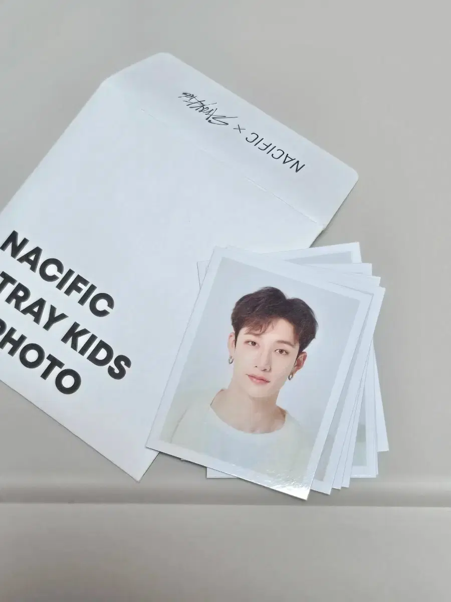 Stray Kids Pacific + Seasons Greetings photo cards bulk (by this week))