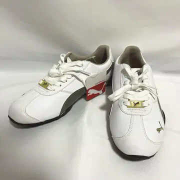 PUMA 푸마 화이트 카키 스니커즈 드라이빙 슈즈