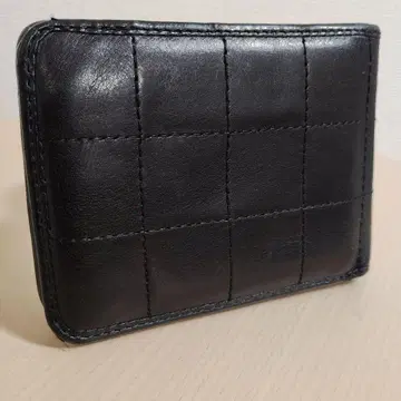 블랙 가죽 격자무늬 접이식 지갑
