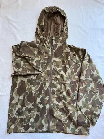 THE NORTH FACE 카모플라쥬 나일론 자켓