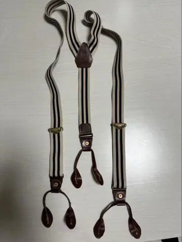글래드핸드 스트라이프 서스펜더