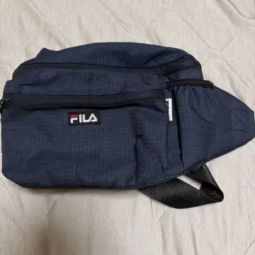 FILA 바디백 네이비