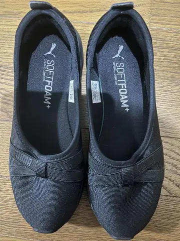 [새상품급] PUMA 푸마 소프트라이드 피네스 발레 스니커즈 23.5cm