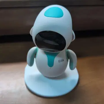 Eilik 로봇형 완구
