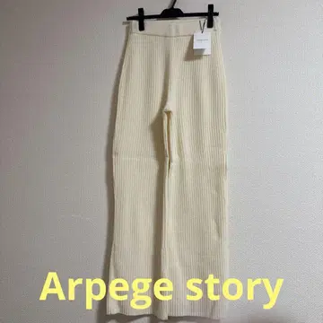 [ 택 포함 ] Arpege story 엑스트라 파인 메리노울 니트 팬츠