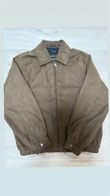 CLAIBORNE 브라운 자켓