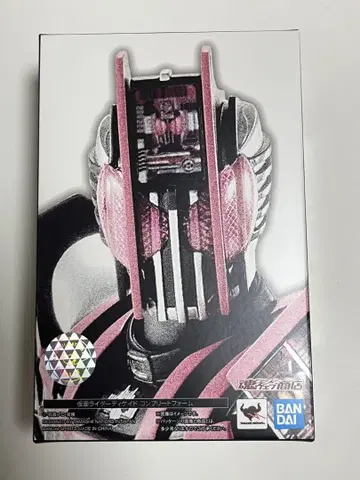 S.H.Figuarts (진골조제법) 가면라이더 디케이드 컴플리트 폼