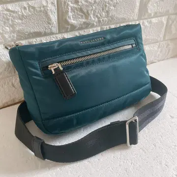 컨디션 최상 MARC JACOBS 마요르카 나일론 숄더백 그린