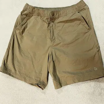 THE NORTH FACE 베이지 숏팬츠