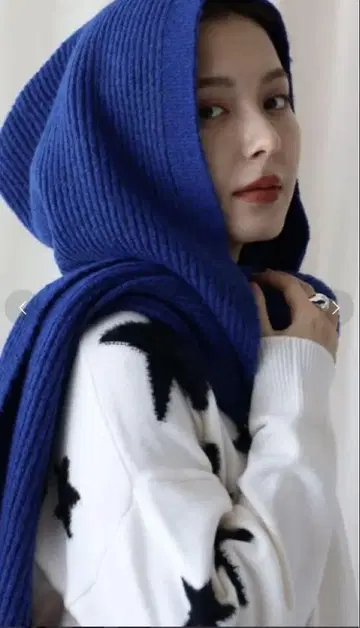 미사용 새상품 nouer 울 블렌드 후디드 스톨 네이비 야마다야