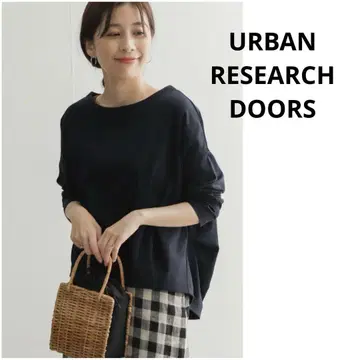 URBAN RESEARCH DOORS 코튼 백 턱 7부 소매 풀오버