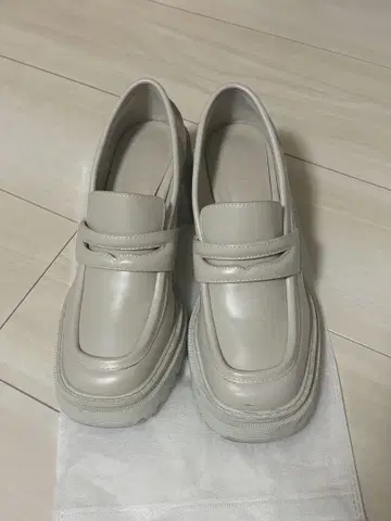 코코딜 로퍼