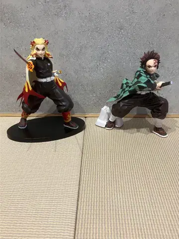 렌고쿠 쿄쥬로 카마도 탄지로 액션 피규어 세트