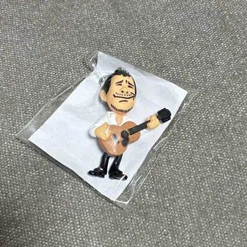 야자와 에이요시 Mr.E 회장 한정판 가챠 기타 화이트 셔츠 2017