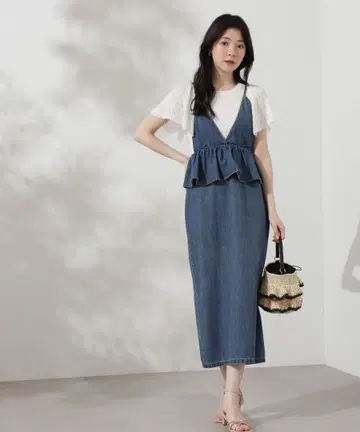 PROPORTION BODY DRESSING 프릴 데님 점프 스커트 블루