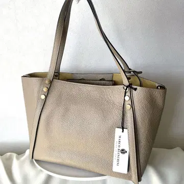 미사용 마르코 비앙키 레더 토트백