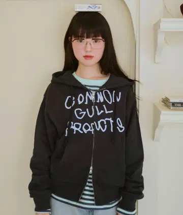 COMMON GULL PRODUCTS 후드티 네이비