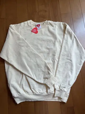 Girls Don't Cry 트레이닝복