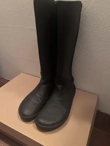 [ 새상품급 ] Vivobarefoot 롱 부츠 39 24cm