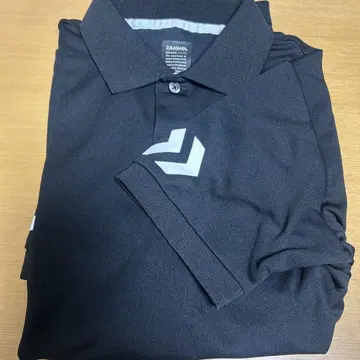 다이와 블랙 피케 셔츠 M 사이즈