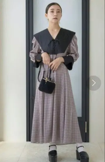 하운드투스 체크 SNIDEL 빅 칼라 클래시컬 프린트 원피스