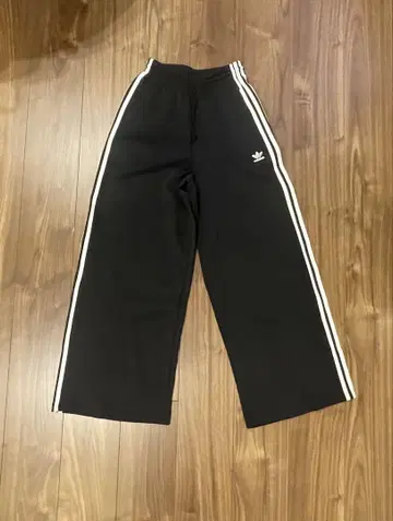 adidas 블랙 와이드 팬츠 M